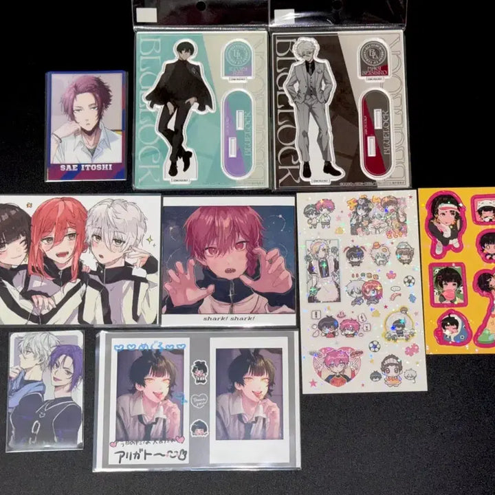 [BUNJANG] Blue Lock Nagi Seishiro &amp; Rin Itoshii Tailor Suit Acrylic Stand &amp; Photocards Bundle / 블루록 나기, 린 정장 아크릴 풀빵님 포카 아무님 스티커 비공굿 일괄