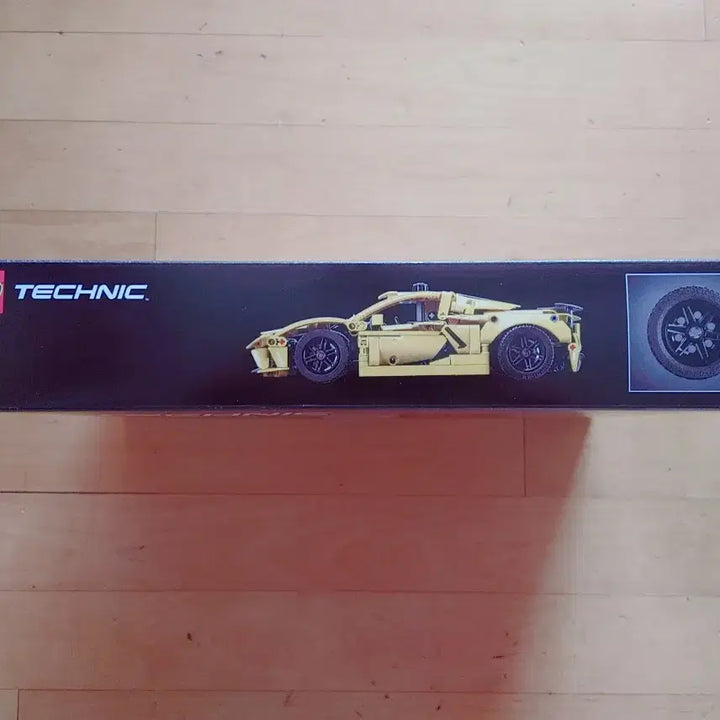[BUNJANG] LEGO 42205 Chevrolet Corvette (Sealed) / *택포*(미개봉)(정품) 레고 42205 쉐보렛 콜벳 팝니다.