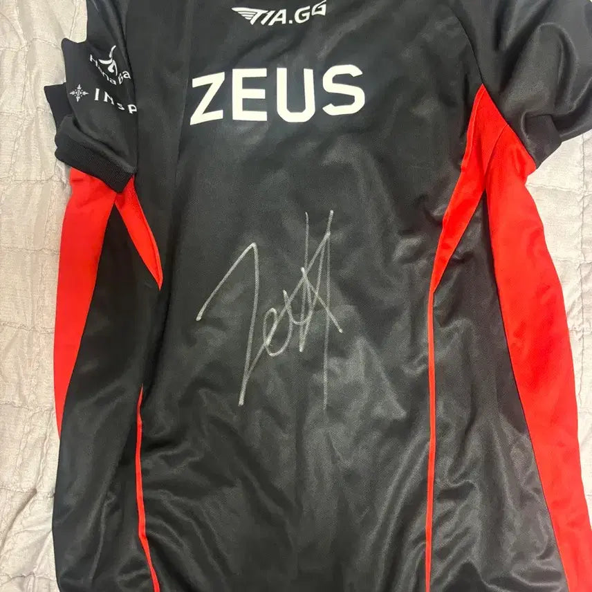 [BUNJANG] T1 Zeus 2024 Signed Jersey L / 2024 t1 제우스 싸인 유니폼 L