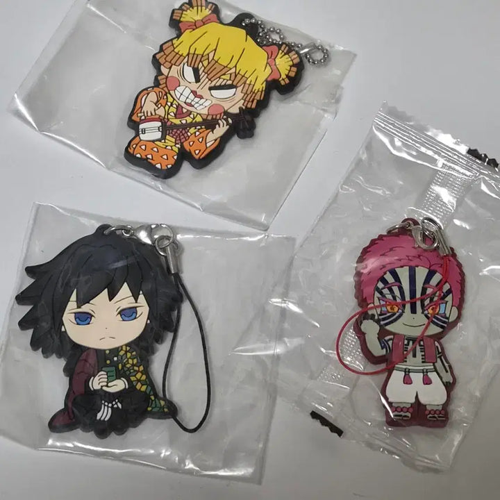 [BUNJANG] Demon Slayer Rubber Charm Set (Sealed) / 귀멸의 칼날 러버참 미개봉