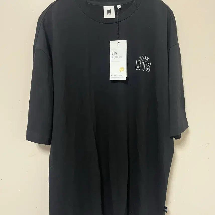 [BUNJANG] BTS 2019 Official Short-Sleeved T-shirt Black (Jungkook) / 팀 BTS 2019 오피셜 반팔 블랙 (정국)