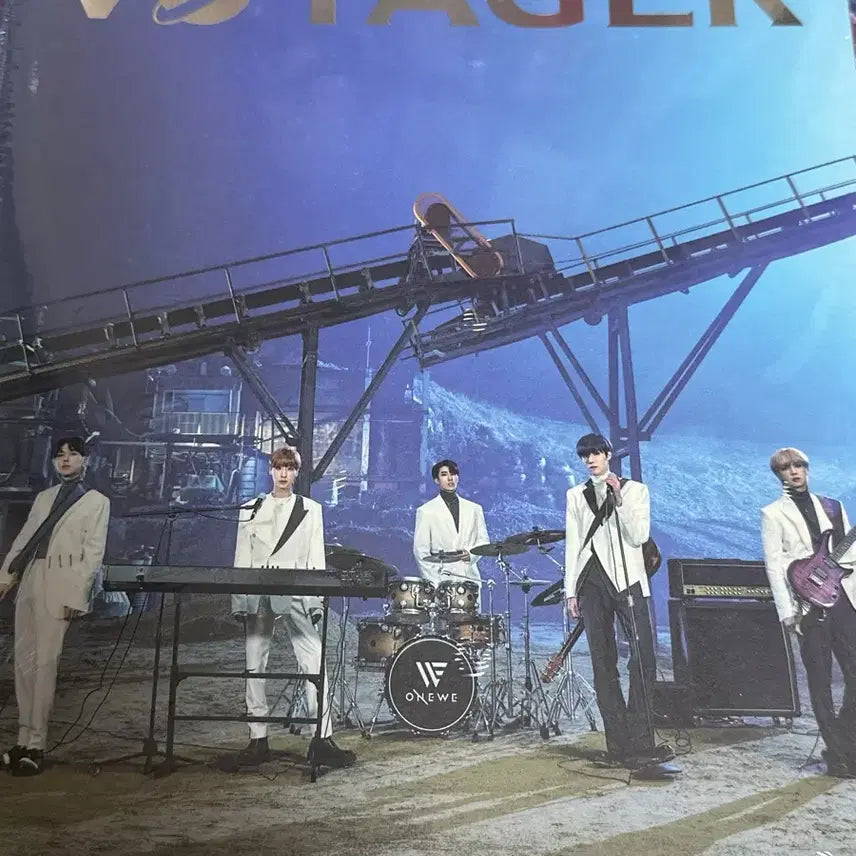 [BUNJANG] ONEWE Planet Nine: Voyager Album (Sealed) / 원위 앨범 미개봉 planet nine:voyager