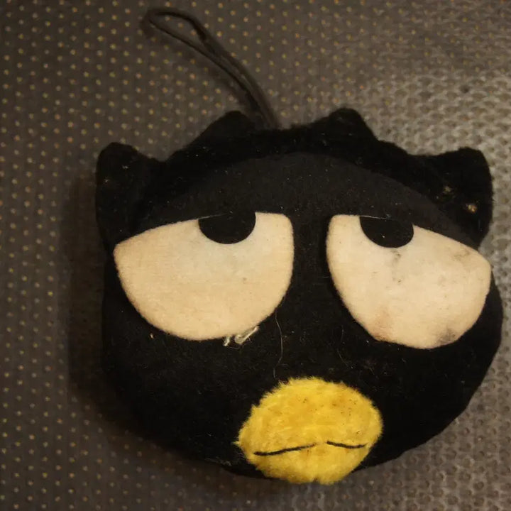 [BUNJANG] Sanrio Badtz-Maru Vintage Plush Doll / 산리오 배드바츠마루 고전 캐릭터 바츠마루인형 빈티지소품 배츠마루고전완구UU