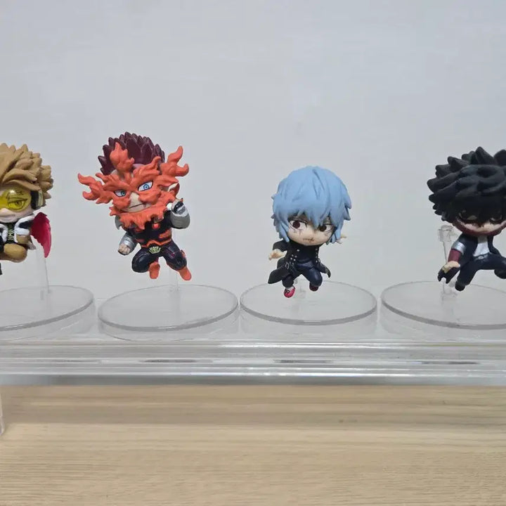 [BUNJANG] My Hero Academia Gacha Trading Figure Bundle Set - Hawks, Endeavor, Dabi, Shigaraki / 일괄] 나히아 가챠 트레이딩 푱코레 호크스,엔데버,다비,시가라키 피규어
