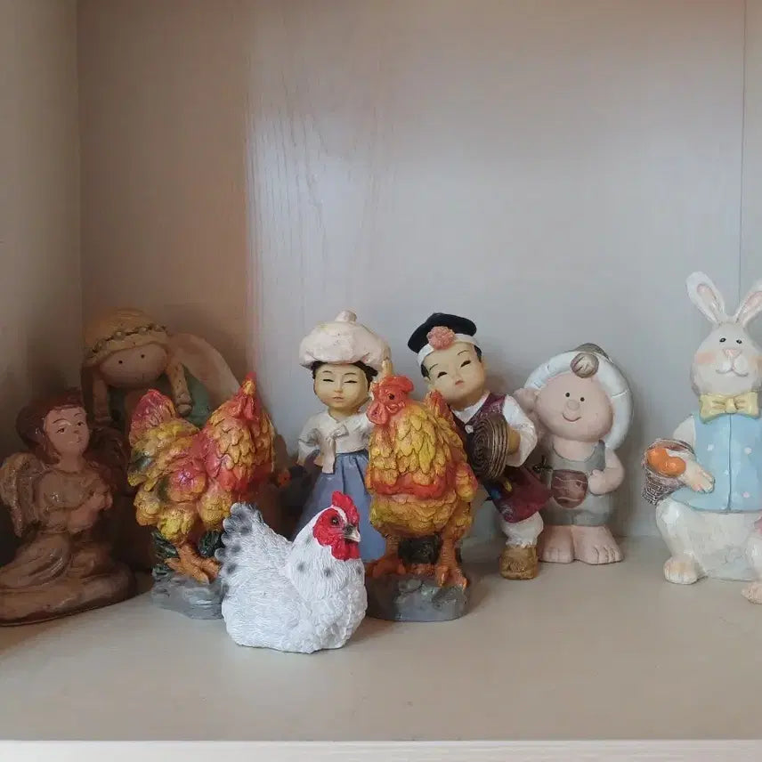 [BUNJANG] Ceramic Figurine Set: Chicken, Rabbit, Angel / 인형 장식 세트 닭 토끼 천사