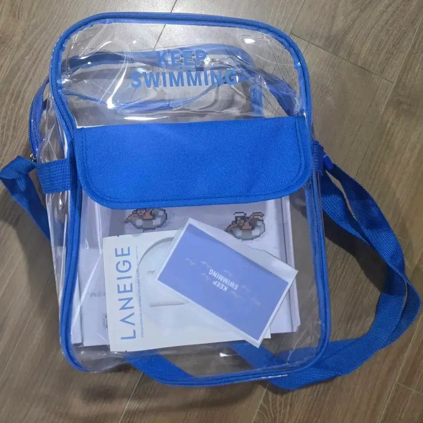 [BUNJANG] BTS Arirang World Tour Busan Concert Transparent Bag with Lirak / BTS 아리랑 월드투어 부산콘서트 기프트 양산 핸드타월 엽서 마스크팩 가방
