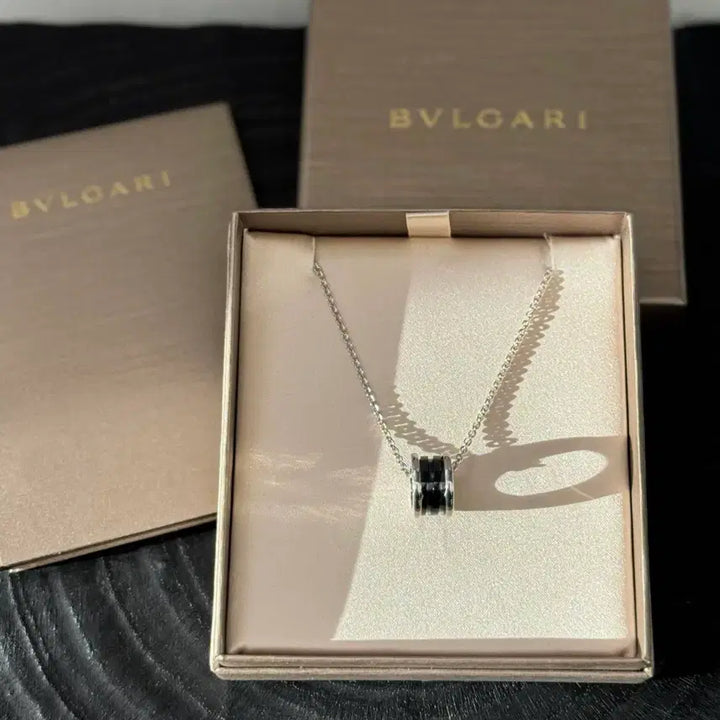 [BUNJANG] Bulgari Save the Children Sterling Silver Black Ceramic Necklace / 불가리 자선 목걸이세이브더칠드런 925 실버 블랙 세라믹