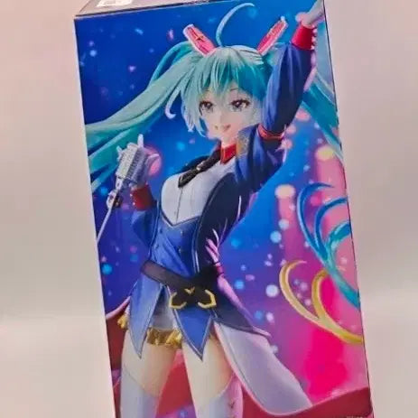 [BUNJANG] Bandai Namco Gundam 45th Anniversary x Hatsune Miku Figure (Sealed) / [미개봉]반다이남코 건담 45주년x하츠네 미쿠 피규어