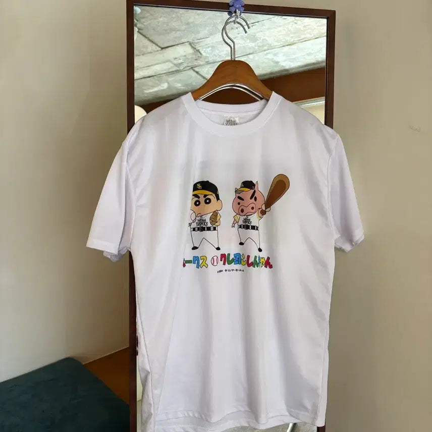 [BUNJANG] Crayon Shin-chan SoftBank Hawks Collaboration T-Shirt / 짱구 소프트뱅크호크스  반팔티셔츠
