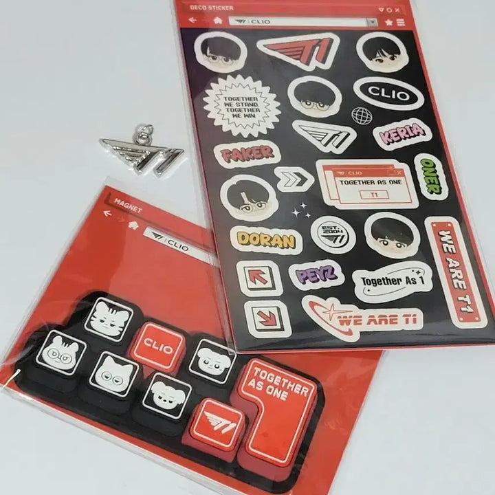 [BUNJANG] T1 x Abley Clio Keyboard Magnet, Deco Sticker, T1 Logo Charm / T1 티원 에이블리 콜라보 클리오 키보드 마그넷, 데코 스티커, T1로고 참 굿즈