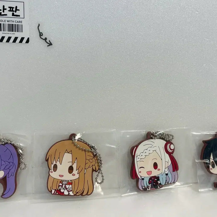 [BUNJANG] Sword Art Online Acrylic Keychain Set (6 Types) / 소드 아트 온라인 키링 6종