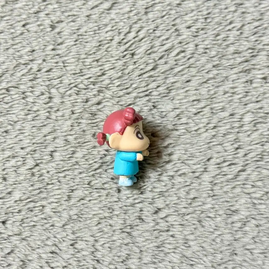[BUNJANG] Crayon Shin-chan Yuri Figure / 짱구는못말려 유리 나란히 줄서요 나라분데스 가챠 피규어