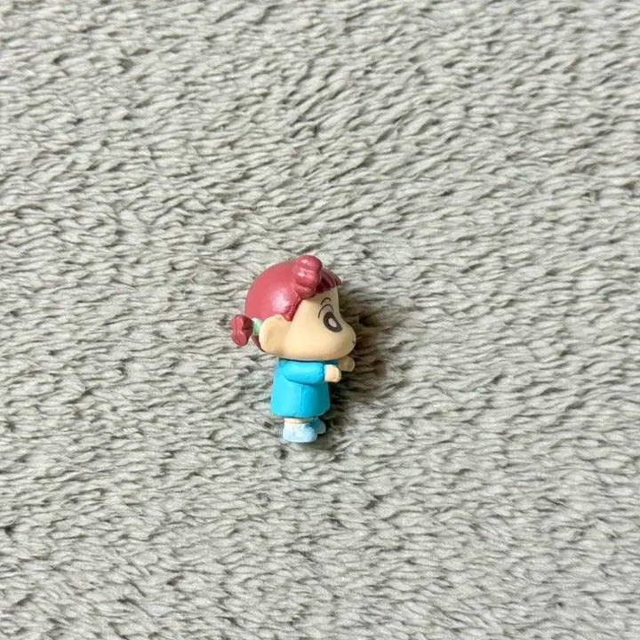 [BUNJANG] Crayon Shin-chan Yuri Figure / 짱구는못말려 유리 나란히 줄서요 나라분데스 가챠 피규어