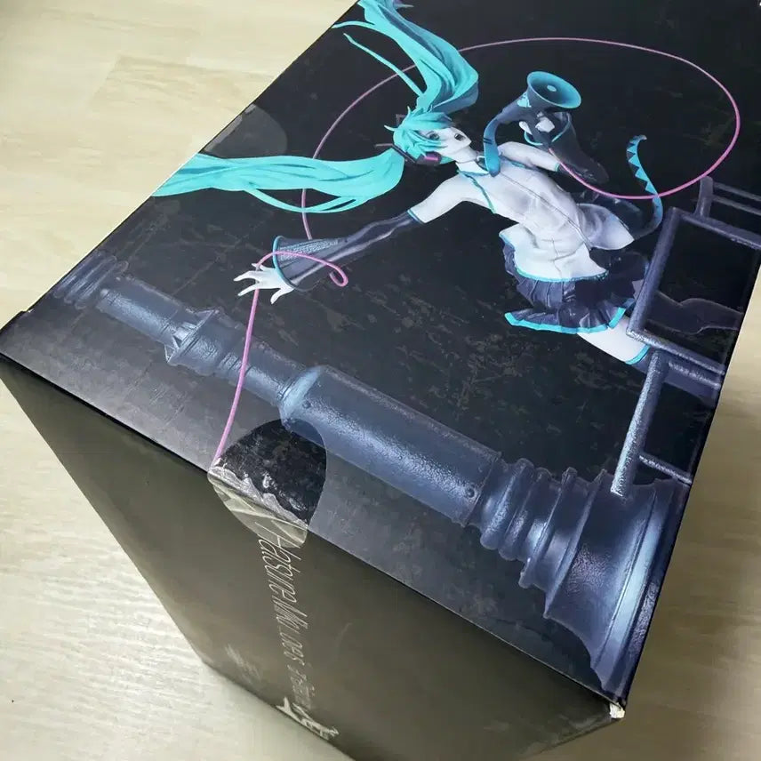 [BUNJANG] Good Smile Company Hatsune Miku Love is War Refine Ver. 1/8 Scale Figure / [새상품] 굿스마일 하츠네미쿠 사랑은전쟁 리파인 ver.