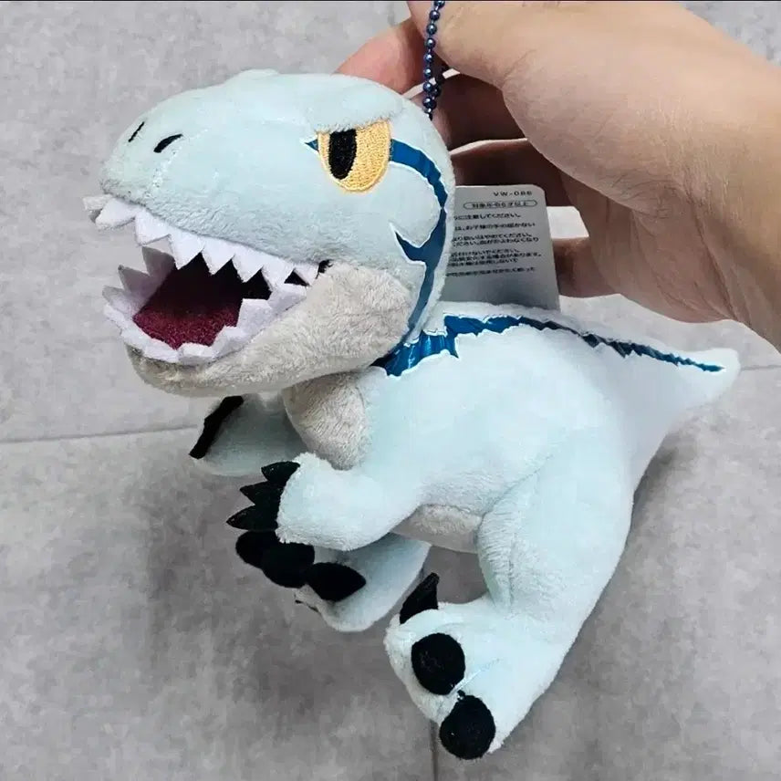 [BUNJANG] Universal Studios Japan Exclusive Jurassic World Blue Dinosaur Keychain / 유니버셜 스튜디오 재팬 한정 쥬라기월드 블루 공룡 키링