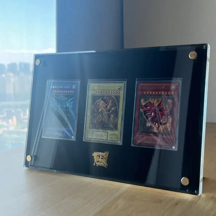 [BUNJANG] Yu-Gi-Oh! Kaiba 25th Anniversary Frame + 15th Anniversary Three Egyptian Gods / 유희왕 카이바25주년 액자+15주년 삼환신