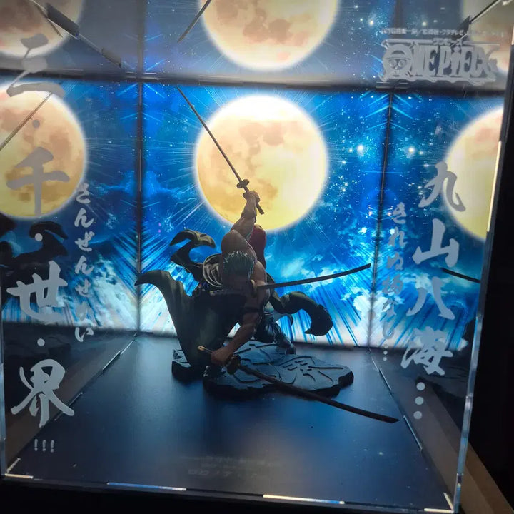[BUNJANG] POP Maximum Zoro + Display Case Set / POP 맥시멈 조로 + 전용 장식장 판매합니다.