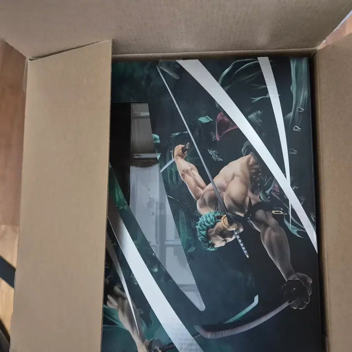 [BUNJANG] POP Maximum Zoro + Display Case Set / POP 맥시멈 조로 + 전용 장식장 판매합니다.