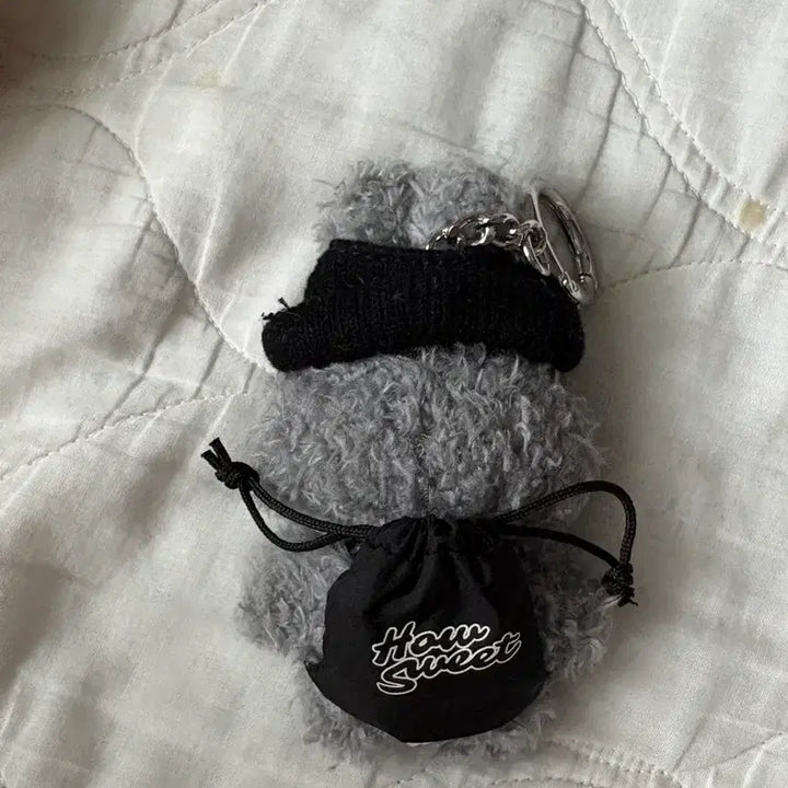 [BUNJANG] NewJeans Bunny House With Keyring / 뉴진스 버니니 하우스윗 인형키링