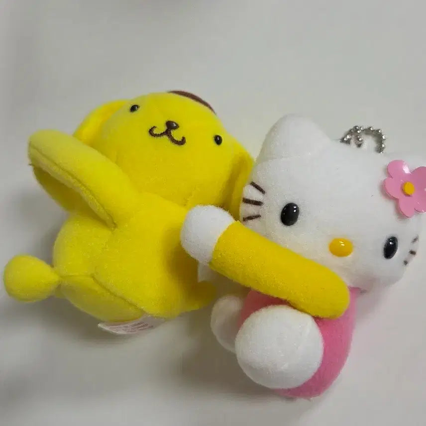 [BUNJANG] Vintage Hello Kitty &amp; Pompompurin "Hugging" Plush Charm / 일괄)고전키티 폼폼푸린 찍찍이 인형 키링 안아줘 인형 카오하나 키티
