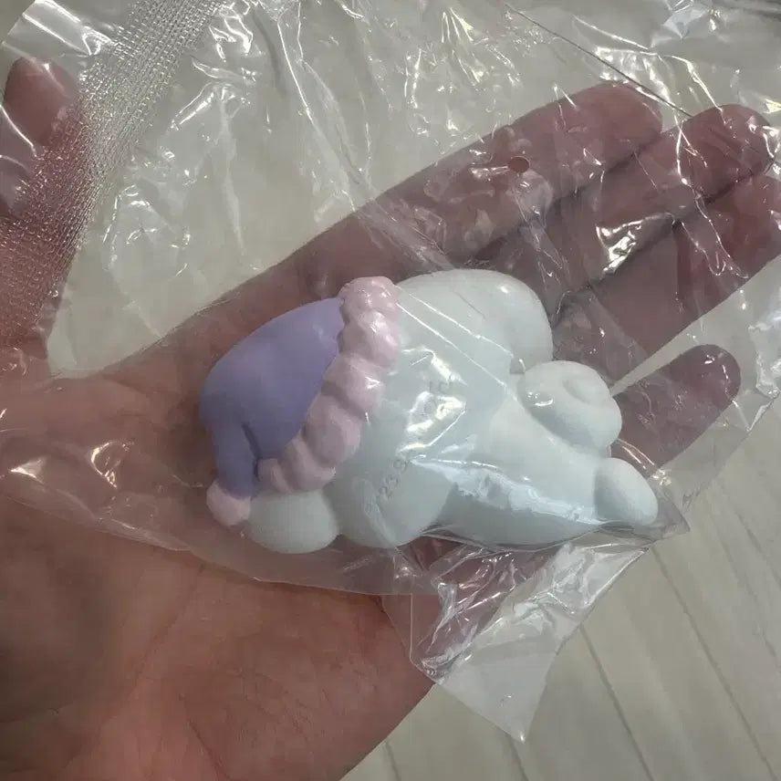 [BUNJANG] Sanrio Cinnamoroll Figure / 산리오 시나모롤 피규어