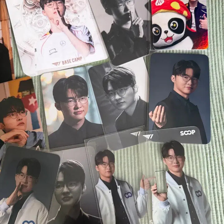 [BUNJANG] T1 Faker Photocard, Postcard, Coaster Bundle Set / T1 티원 페이커 포카 엽서 코스터 일괄판매 Faker