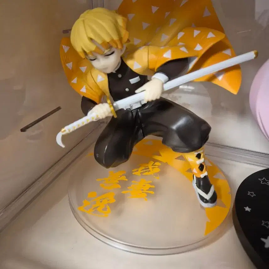 [BUNJANG] Demon Slayer Zenitsu Ichiban Kuji B Prize Figure / 귀멸의칼날 젠이츠 제일복권 (이치방쿠지) b상 판매