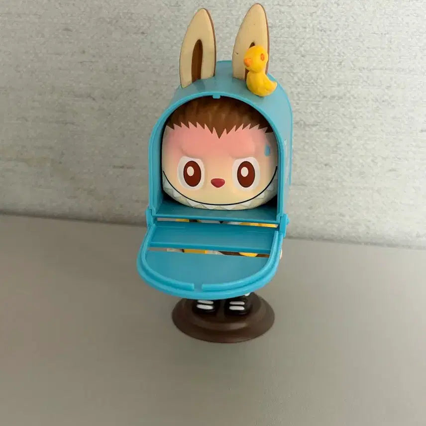 [BUNJANG] Labubu "Awkward Operation" Mailbox / 팝마트 라부부 어설픈 작전 우체통
