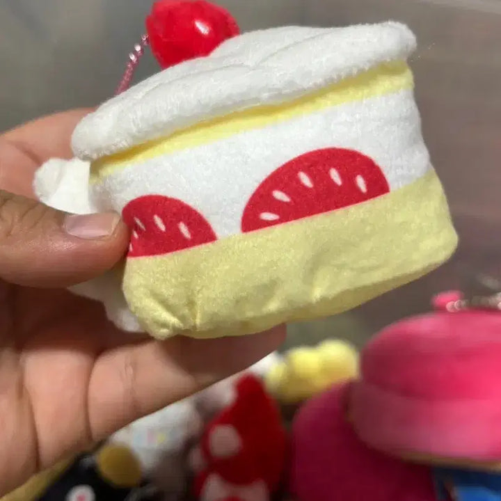 [BUNJANG] San-X Zutto Issho Nyan Nyan Nyan Ko Short Cat Plush Keychain / 산엑스 계속 함께해 즛토잇쇼 인형 키링 쇼트냥코 냥냥냥코 케이크