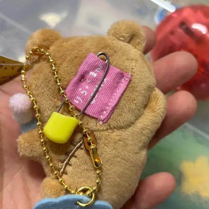 [BUNJANG] Rilakkuma Badge Doll Keychain / 리락쿠마 뱃지 인형 키링