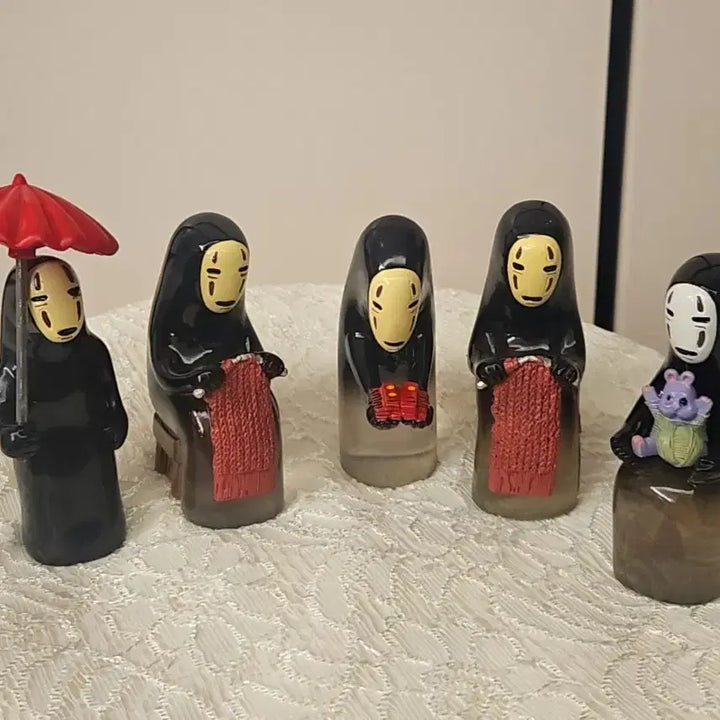 [BUNJANG] Spirited Away No-Face 5-Piece Figure Set / 센과 치히로의 행방불명 가오나시 피규어 5종 세트