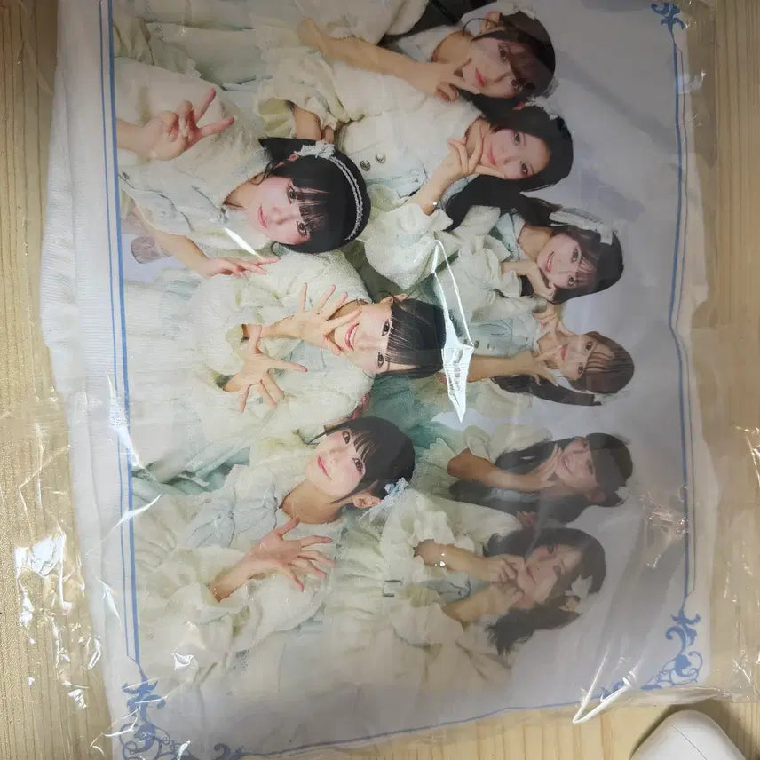 [BUNJANG] Takanenoshiko Half Sleeve T-Shirt XL / 타카네노 나데시코 티셔츠