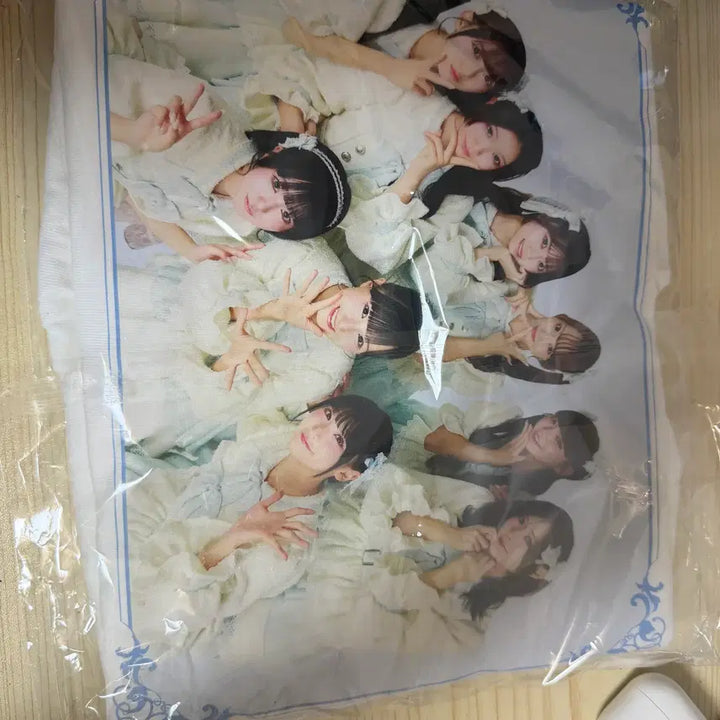 [BUNJANG] Takanenoshiko Half Sleeve T-Shirt XL / 타카네노 나데시코 티셔츠