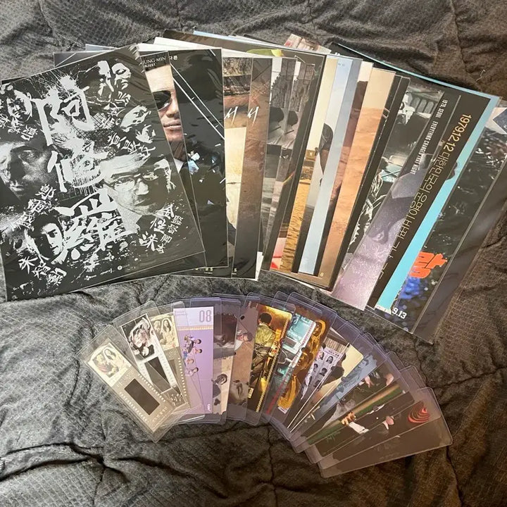[BUNJANG] Hwang Jung-min Filmography A3 Posters, Film Markers, Original Tickets Bundle Set (Official Movie Goods) / (일괄) 황정민배우 필모 A3포스터 , 필름마크 , 오리지널티켓 (영화 공식)