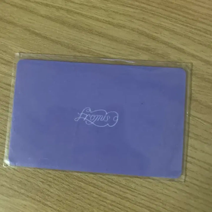 [BUNJANG] fromis_9 Lee Nagyung Hayan Geurium ID Card / 프로미스나인 이나경 하얀그리움 id카드