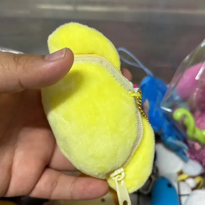 [BUNJANG] Sanrio Pompompurin Strawberry Gacha Plush Keychain / 산리오 폼폼푸린 딸기 가챠 인형