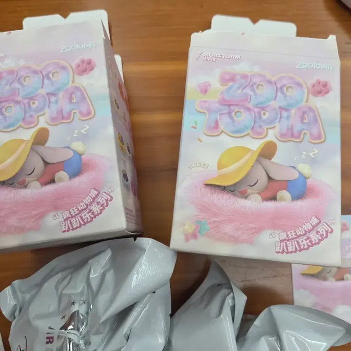 [BUNJANG] Zootopia Sleeping Figures Series Judy &amp; Bellwether Sealed / 비닐미개봉)주토피아 잠자는 피규어 시리즈 주디 벨웨더