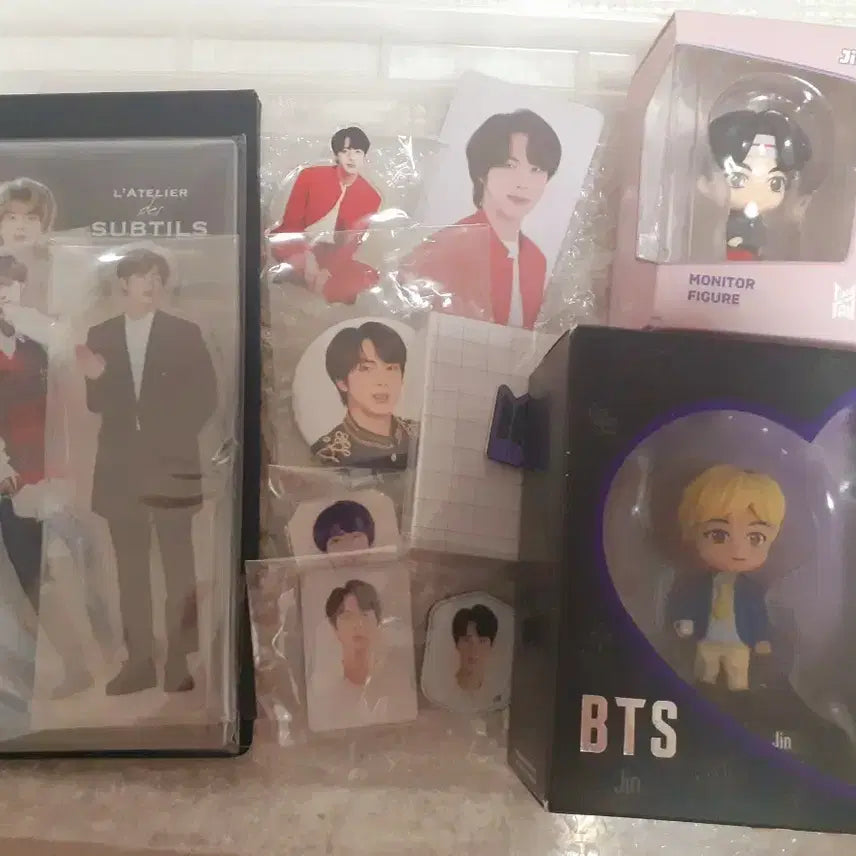 [BUNJANG] BTS Jin Acrylic Standee &amp; Bundle Set / BTS 진 아크릴스탠딩 및 일괄