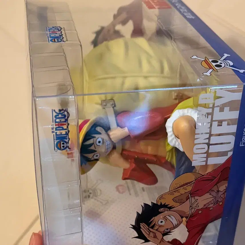 [BUNJANG] One Piece Luffy Coin Bank Figure (Sealed) / (미개봉 새상품) 원피스 루피 저금통 피규어