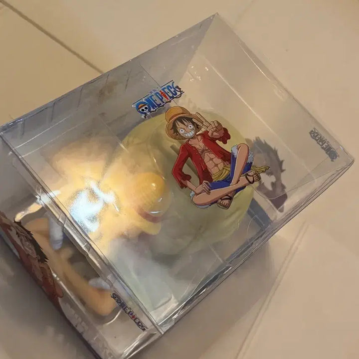 [BUNJANG] One Piece Luffy Coin Bank Figure (Sealed) / (미개봉 새상품) 원피스 루피 저금통 피규어