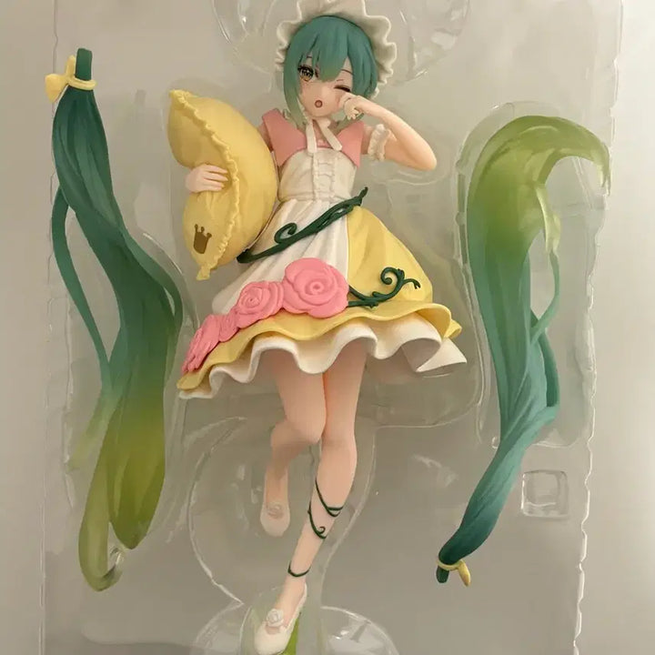 [BUNJANG] Taito Sleeping Beauty Wonderland Hatsune Miku Figure / 하츠네 미쿠 피규어 잠자는 숲속의 공주 원더랜드 타이토 경피 보컬로이드 보카로