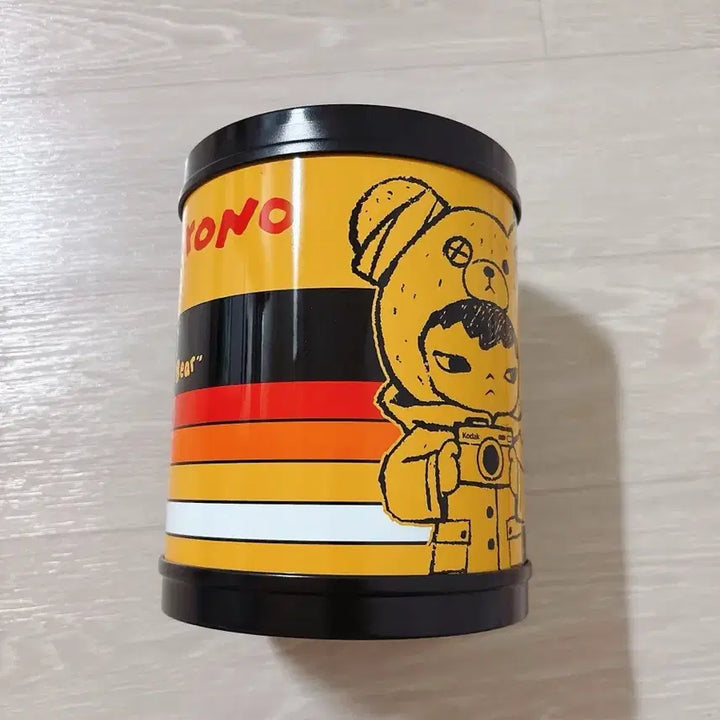 [BUNJANG] Pop Mart Hirono x Kodak Raincoat Bear Plush Keychain / 팝마트 히로노 x 코닥 레인코트 곰인형 키링