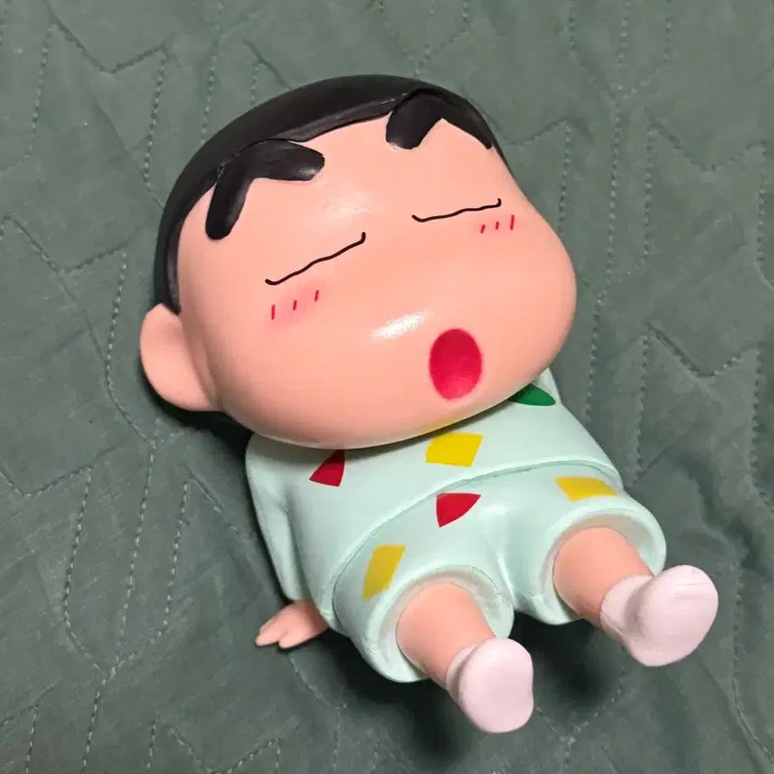 [BUNJANG] Crayon Shin-chan Mobile Phone Holder / 짱구 휴대폰 거치대 판매해요.