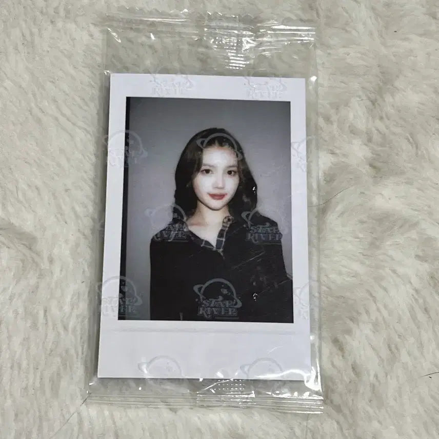 [BUNJANG] HATSUEHEARTS EINA Star River POB Photocard / 하츠투하츠 하투하 포카 미공포 스타리버 에이나