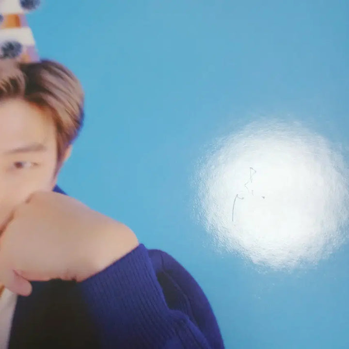 [BUNJANG] BTS Yet To Come in Busan Official Photobook / BTS 옛 투 컴 인 부산 포토북 판매합니다.