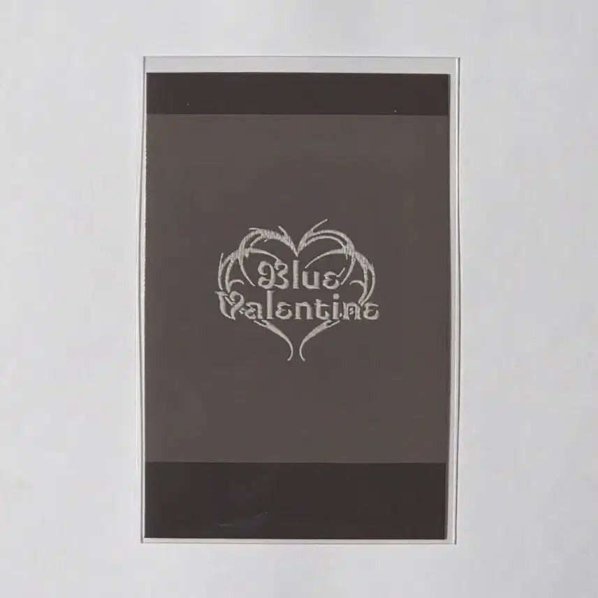 [BUNJANG] NMIXX Lily ApplMusic Lucky Draw Photocard Bundle Set (Includes 1 Sealed Album) / NMIXX/릴리/앺뮤 포카 양도/포카+블발앨범1종
