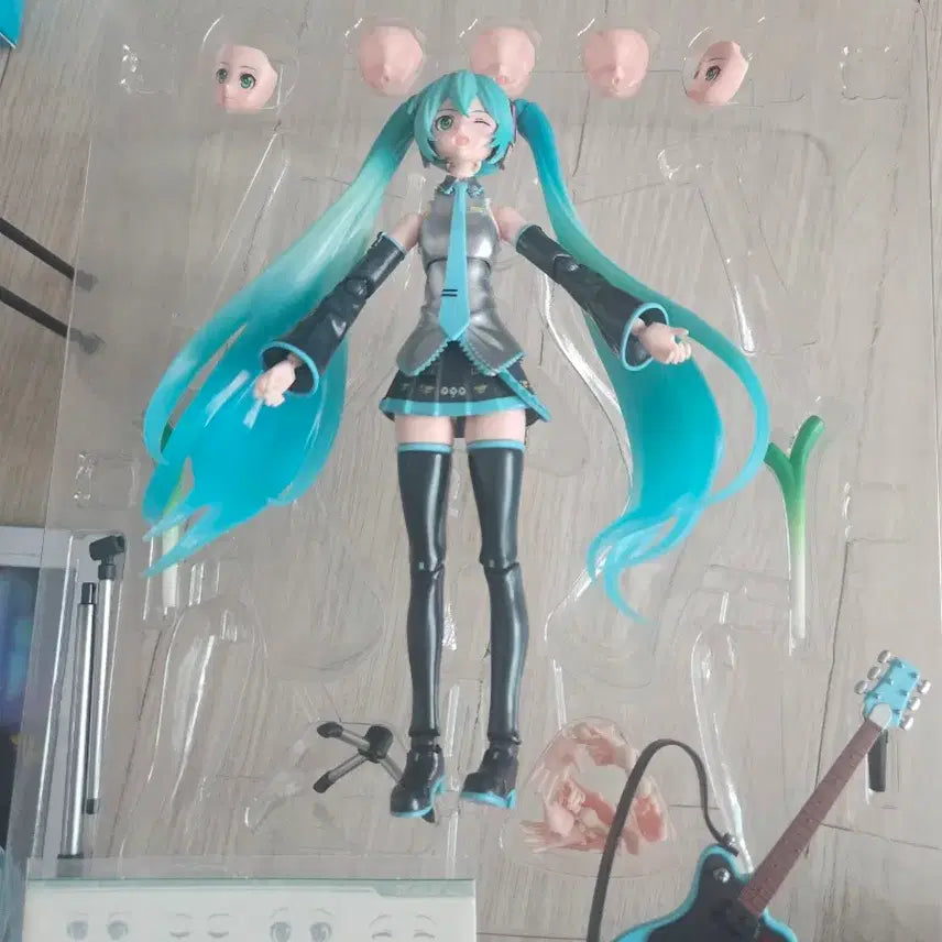 [BUNJANG] Blooky Hatsune Miku Figure / 블로키 하츠네미쿠