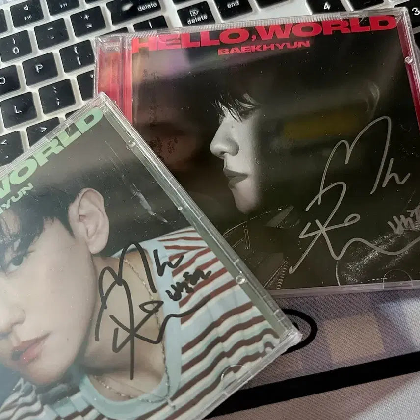 [BUNJANG] Baekhyun Hello, World US Jewel Album 2 Types Set Signed Version / 백현 Hello, World 미국반 쥬얼 싸인ver. 앨범 2종 세트