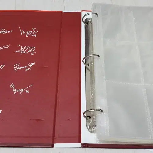 [BUNJANG] IZ*ONE Official Goods Binder Book A4 Size Magnetic Type / 아이즈원(IZ*ONE) 공식 굿즈 바인더북 |A4사이즈 자석형