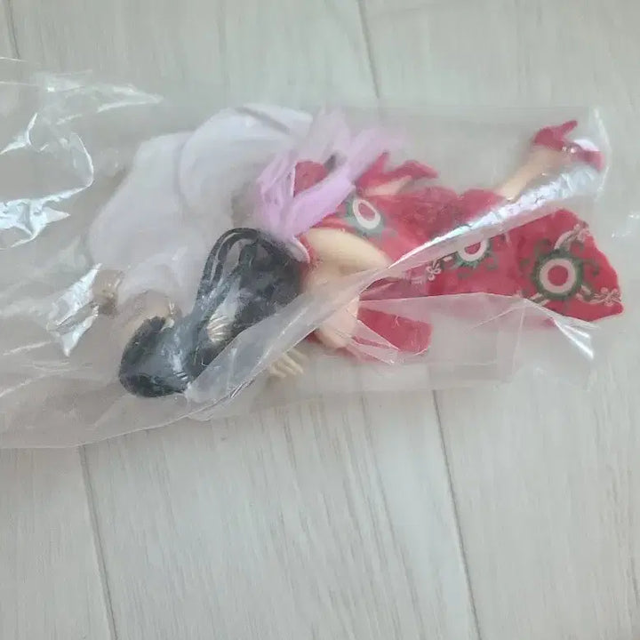 [BUNJANG] Boa Hancock One Piece Figure (Sealed) / 보아헨콕 미개봉 원피스 피규어